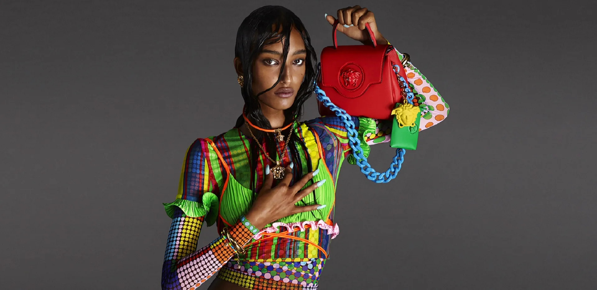 versace-202103_1920x933-3