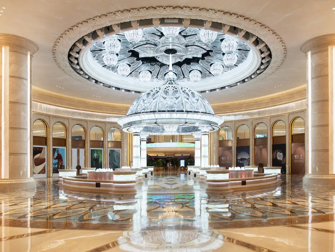 galaxy-crystal-lobby-202106