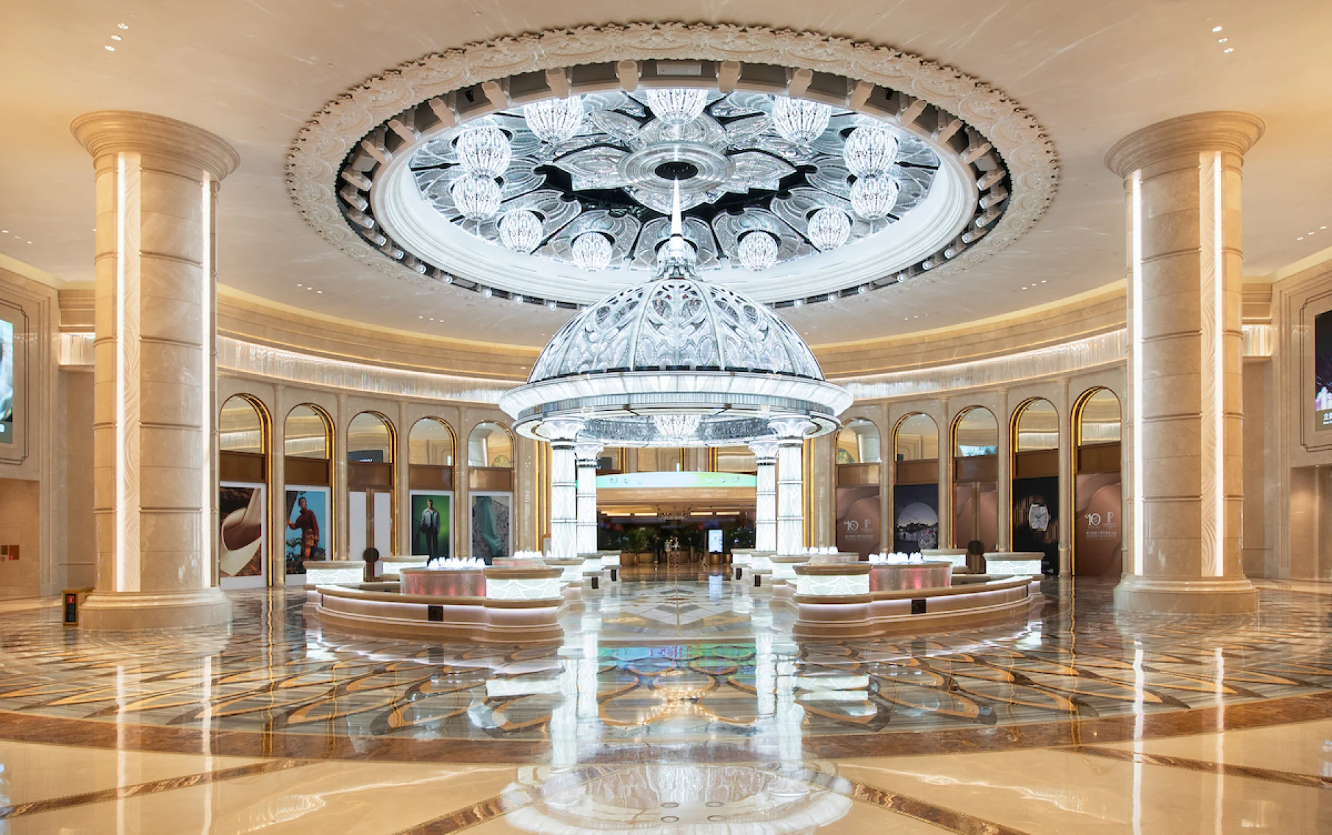 galaxy-crystal-lobby-202106