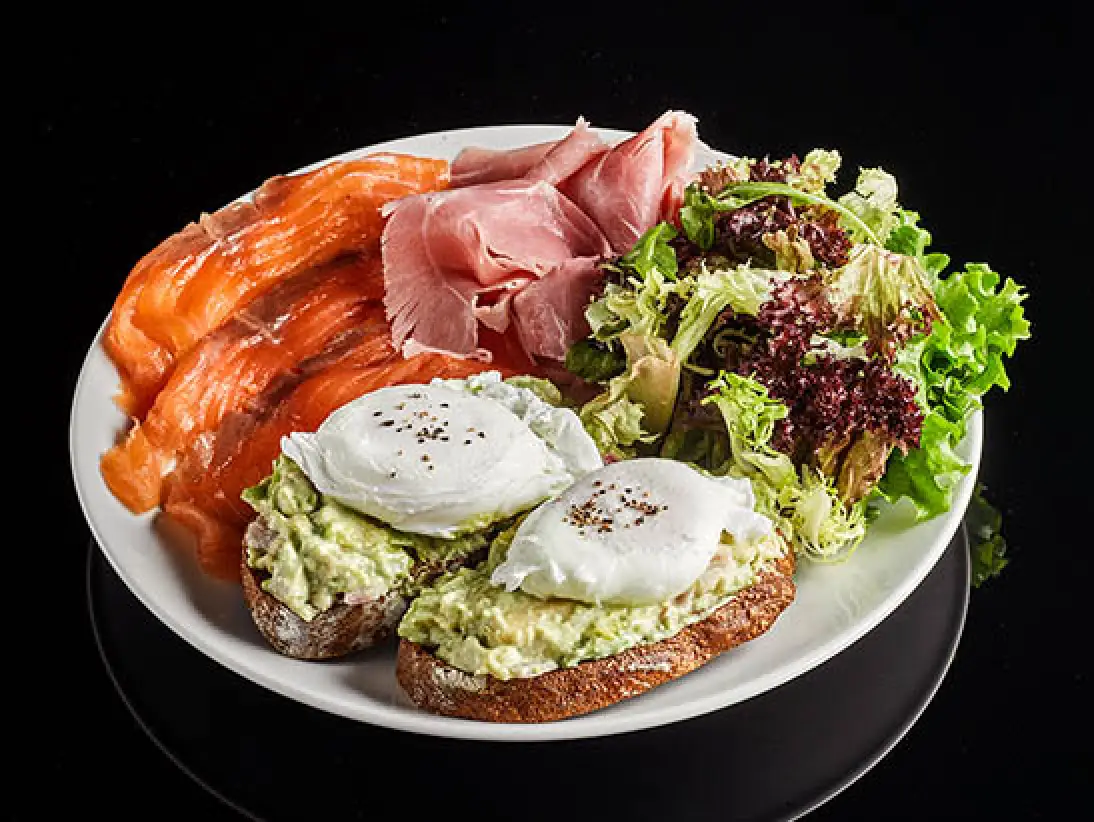 All Day Energy Breakfast at Passion. by Gérard Dubois