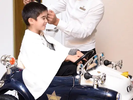 547X411_JW Salon_New.jpg 