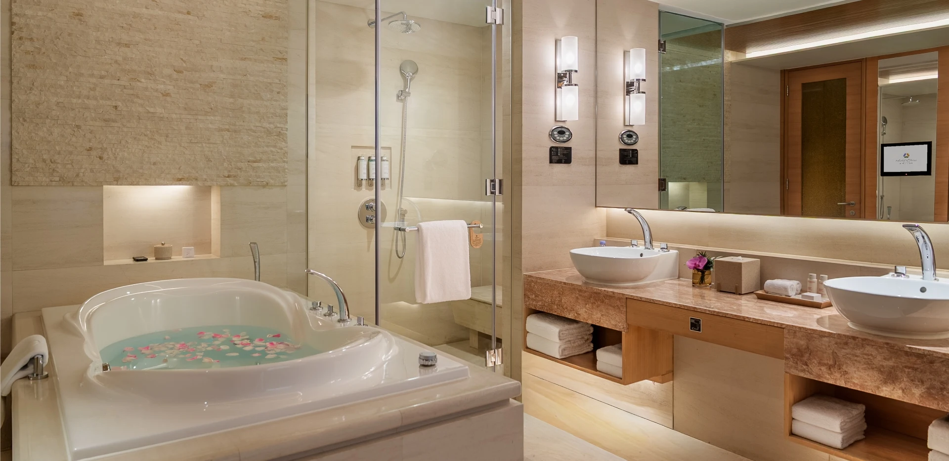 Junior Suite_2_1920