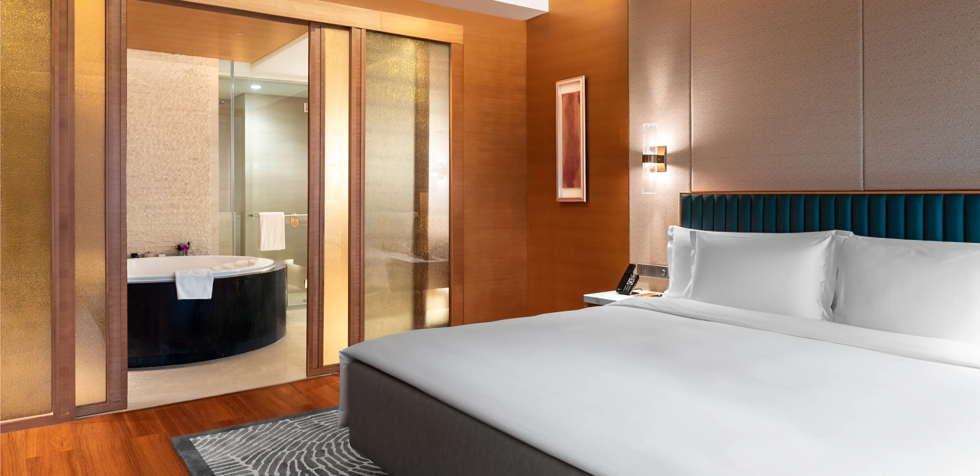 Royal Suite_2_1920