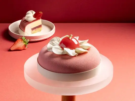 5-Nagomi_Strawberry umeshu mousse cake_547x411