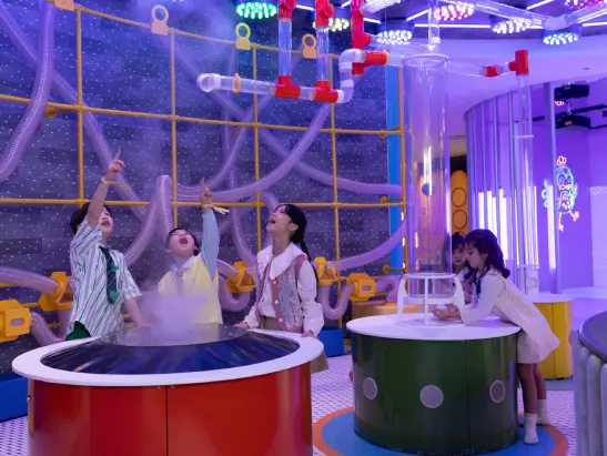 547x411_Science Play