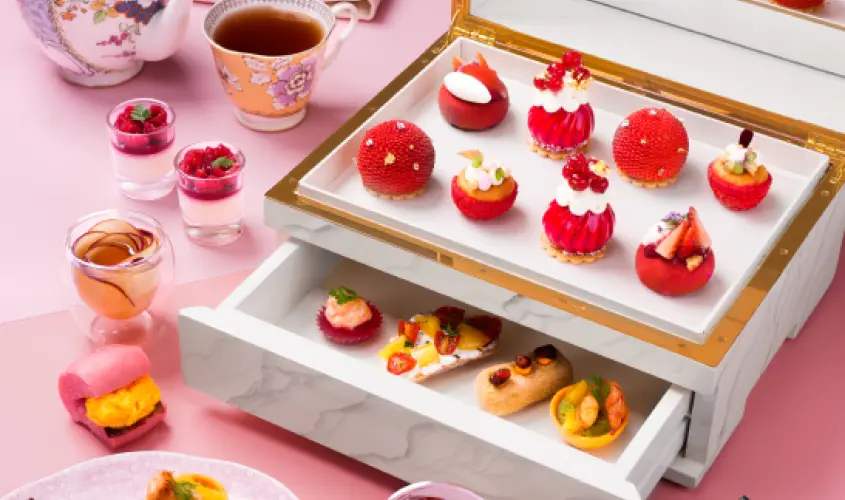 CHA BEI Red Treasures Afternoon Tea_547_411