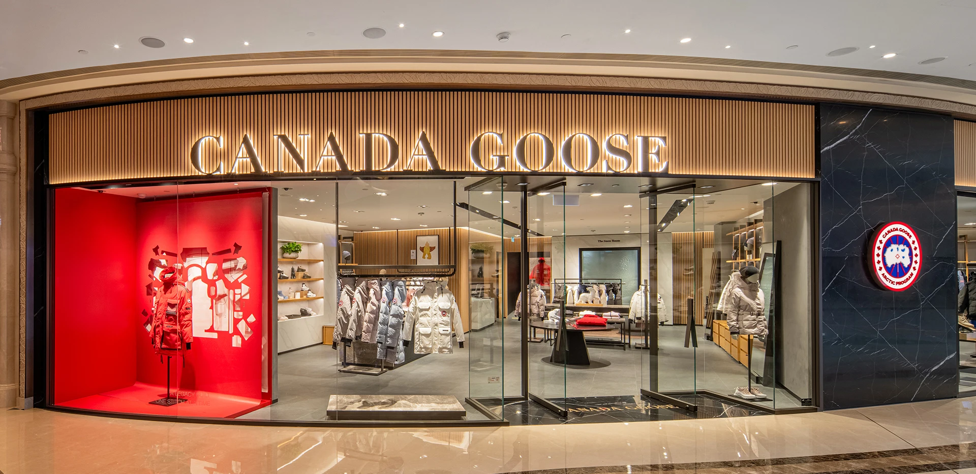 Canada Goose_1920x933_1