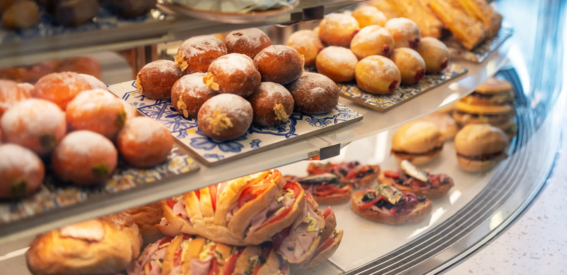 Casa da Rosa_Food Counter_1920x933