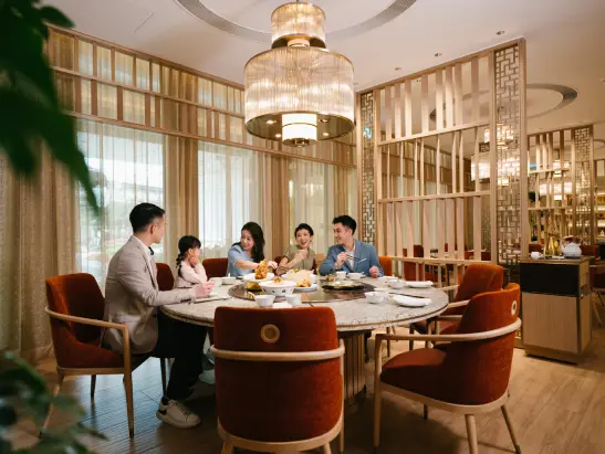 GM F&B (547X411)