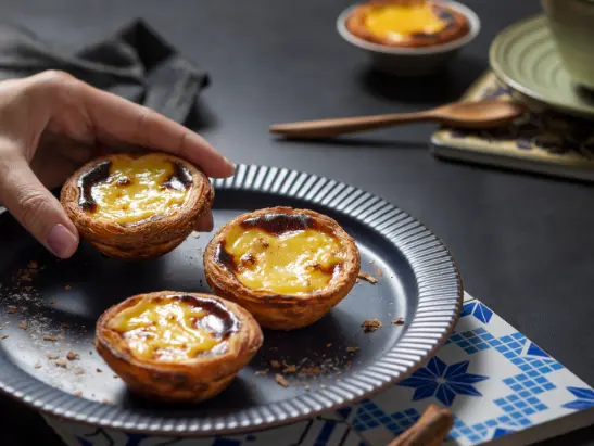 GM_FNB_Grandma Rosa's Portuguese Tarts (547x411)_(1)
