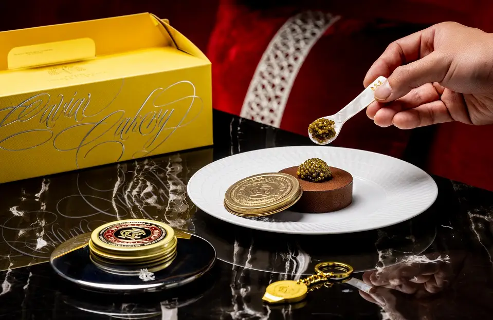 GM_RLT_Caviar_Cake_960 x 623