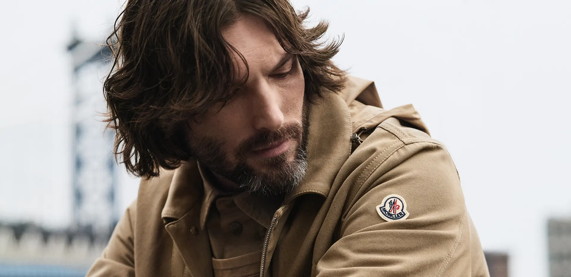 MONCLER_GalaxyMall_DirectoryScreen_1920x933_MAN