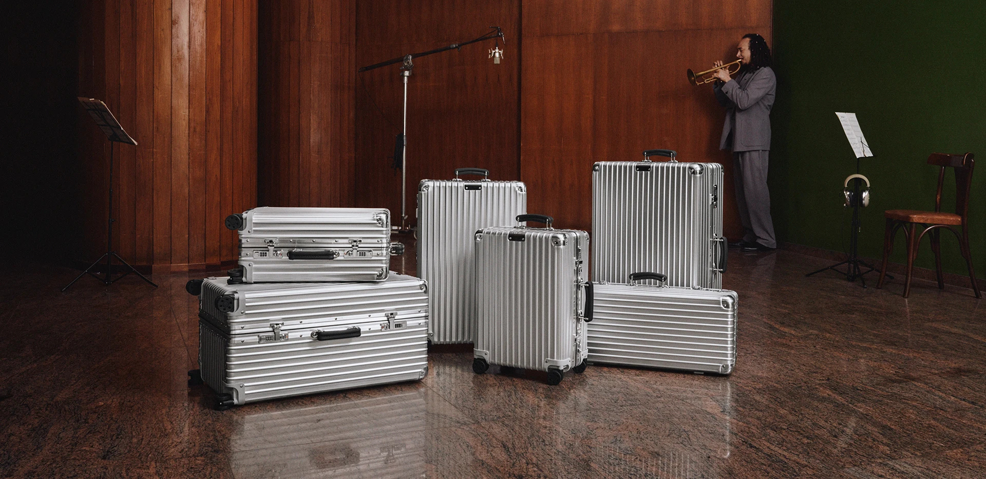 RIMOWA_1920x933_1