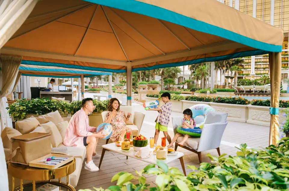 Summer_Play_Hotel_Package_960