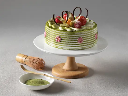 Web thumbnail - 547x411 - Lobby Lounge Cake