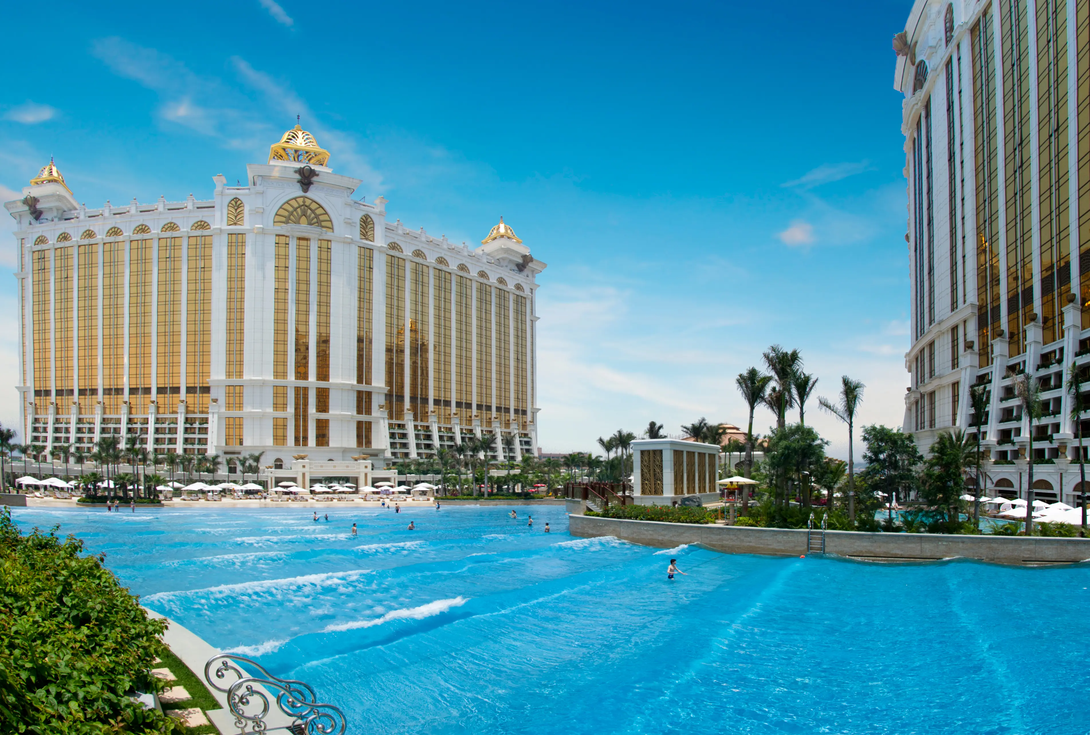card_Wave_Pool