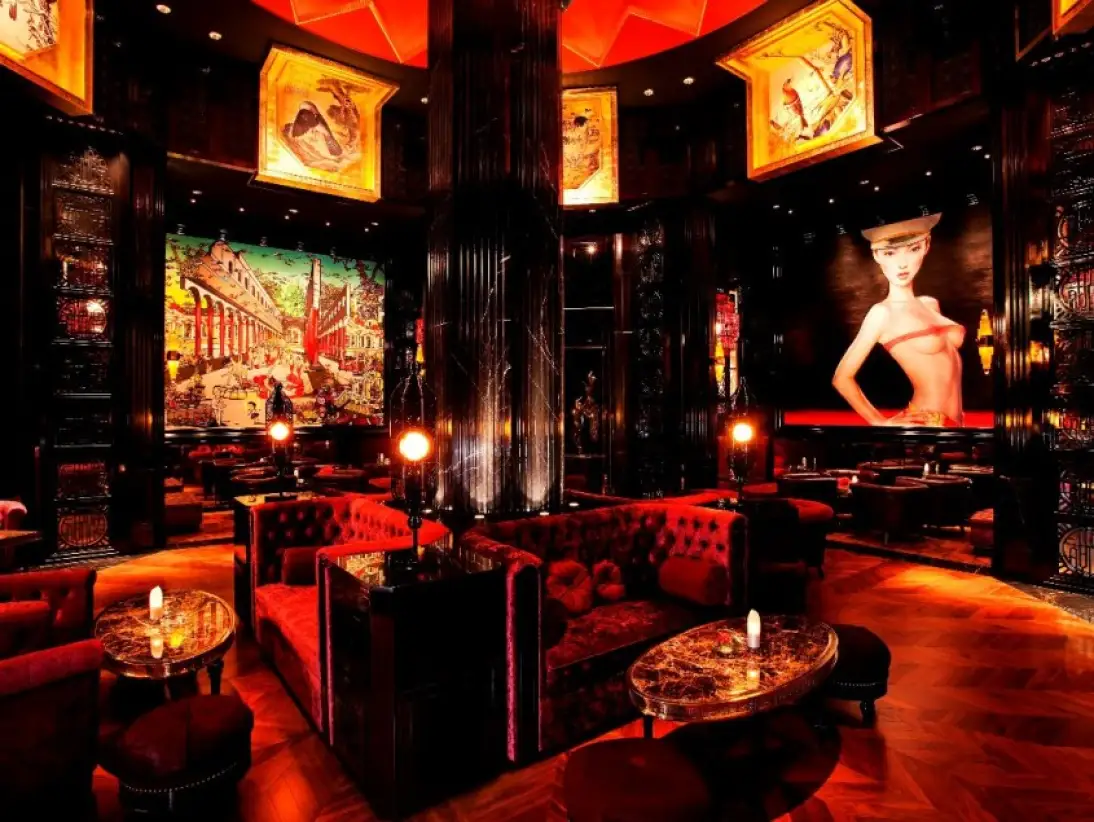 cr-bar-lounge