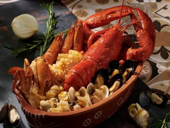 dragon_seafood_rice_in_casserole_547