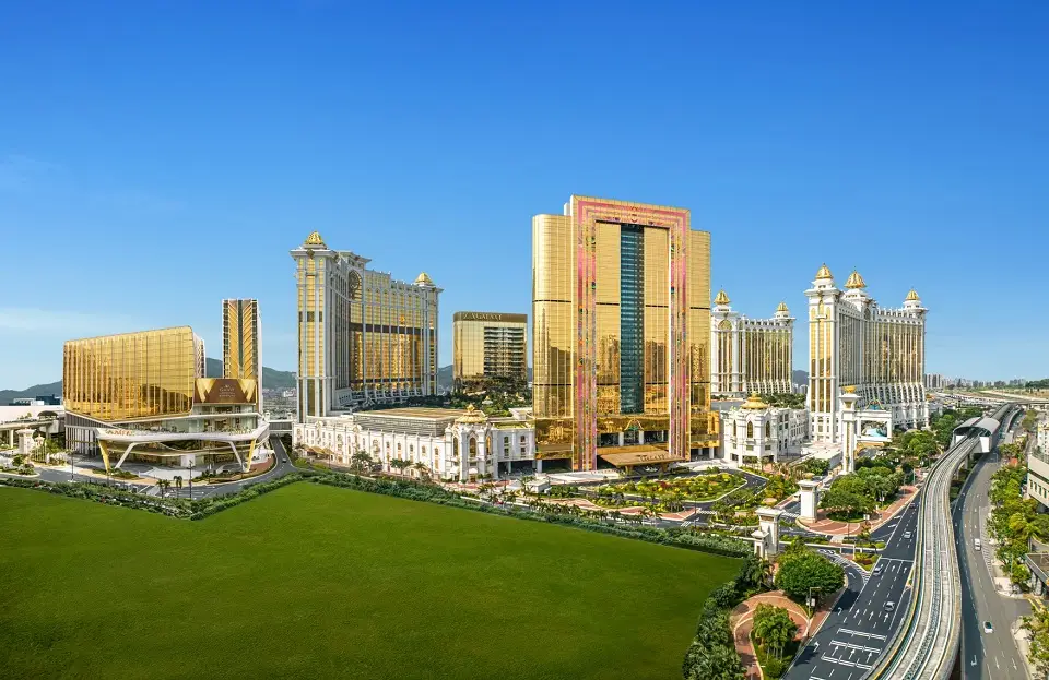 galaxy_macau_day_960x623