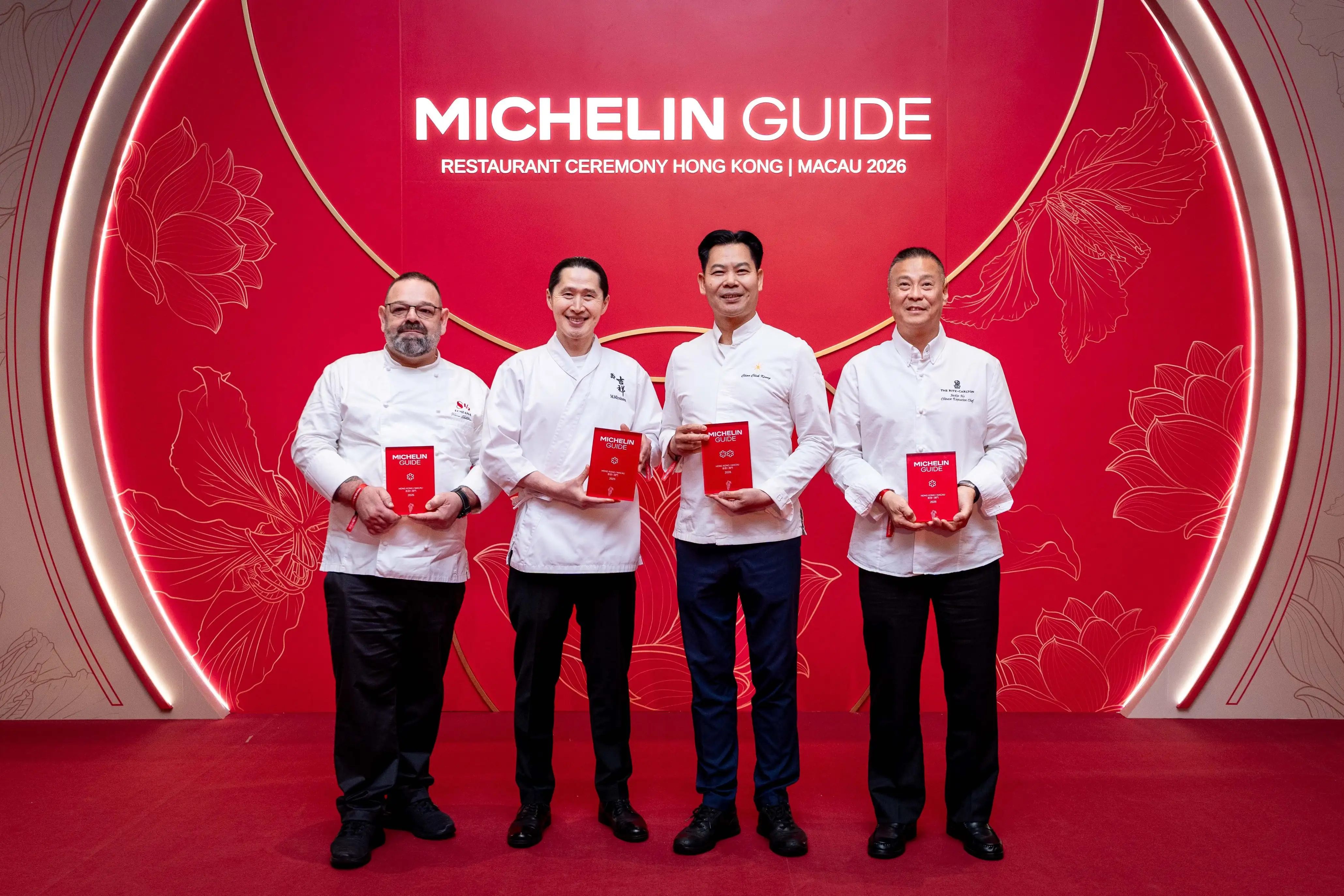 group_photo_galaxy_macau_starworld_chefs_at_michelin_2026