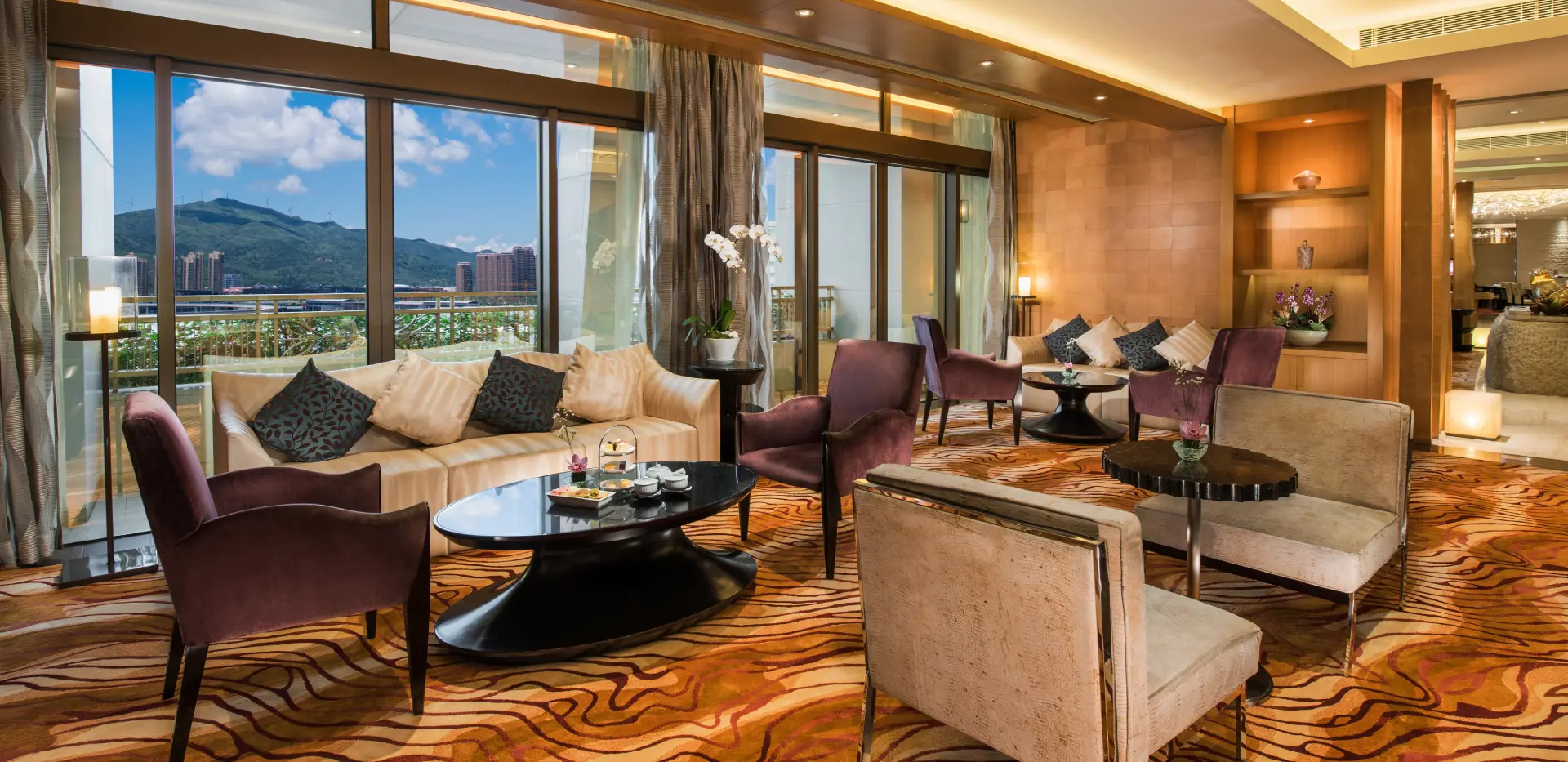 hom_executive_lounge_2