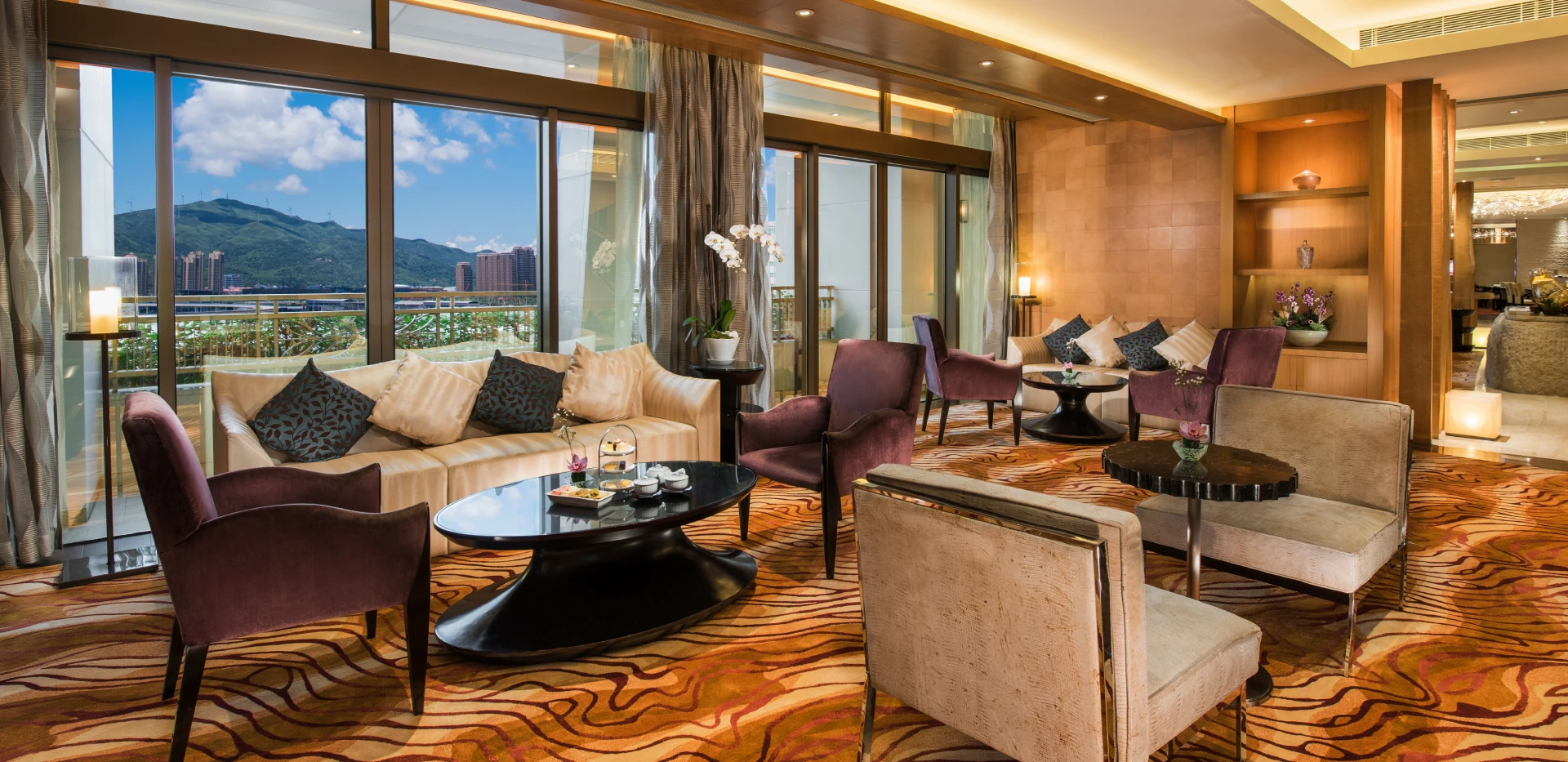 hom_executive_lounge_2