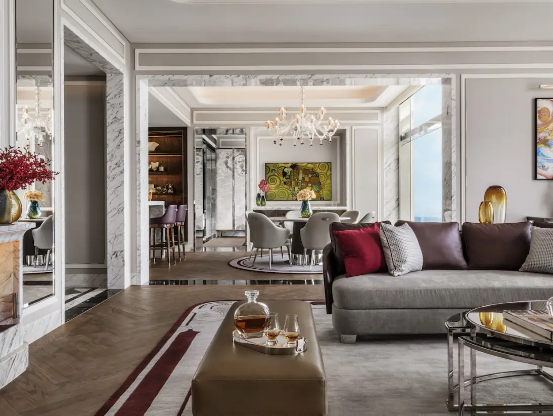 Raffles Presidential Suite