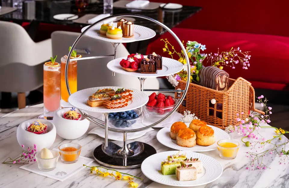 raffles_lounge_terrace_afternoona_tea_960