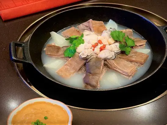 Stewed Lam in Iron Pot